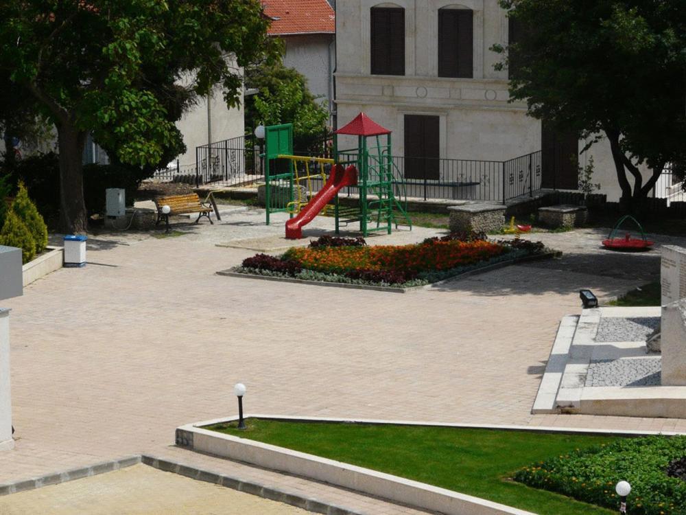 Family Hotel Balchik Exterior photo