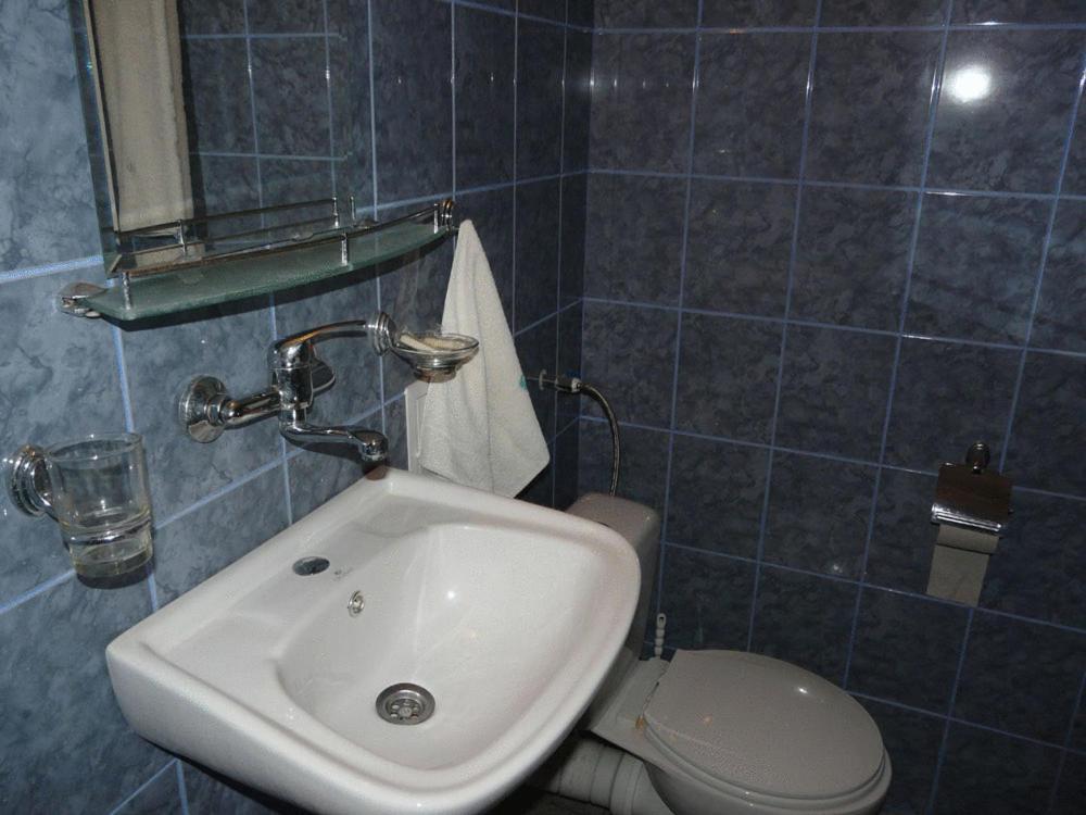 Family Hotel Balchik Exterior photo