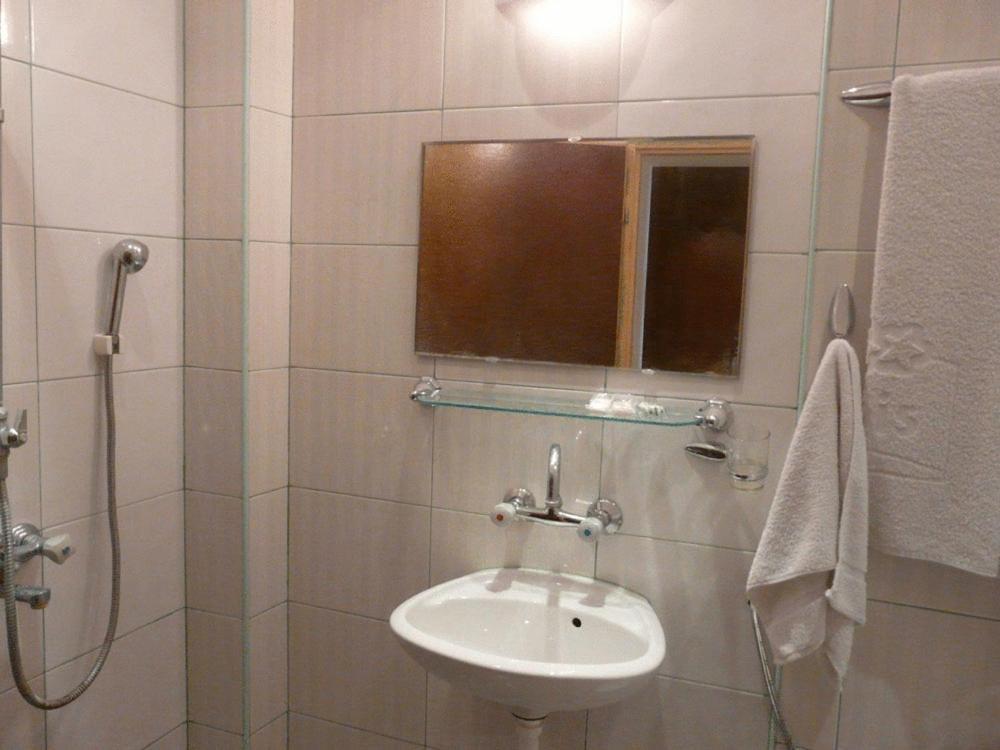 Family Hotel Balchik Exterior photo